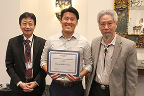 [Winner of the Outstanding Medical Student in Rheumatology Award, Michael Haekwang Kim (center), with Rheumatology division chief and UArizona Arthritis Center director Dr. C. Kent Kwoh (right), and DOM Chair Dr. James Liao (left).]