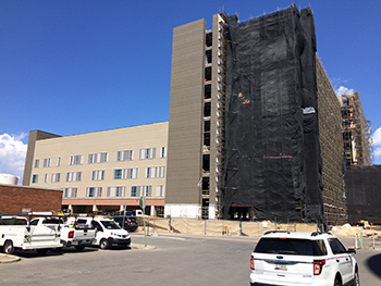 Banner - UMC Tucson new hospital tower looking northwest