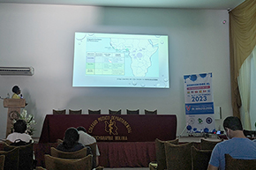 [During her 2023 rotation in Bolivia, Dr. Hinestroza gives a presentation at the V Congreso Internacional de Infectología hosted by the Colegio Medico Departmental in Cochabamba]