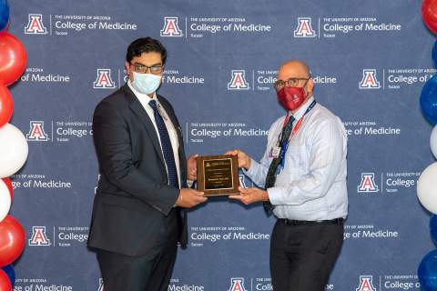 [Bhupinder Natt, MD, Medicine ICU medical director at Banner – University Medical Center South, was presented with a Clinical Excellence Award.]